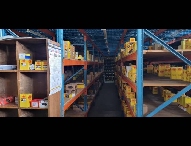 600M² WAREHOUSE FOR SALE IN KRUGERSDORP CENTRAL
